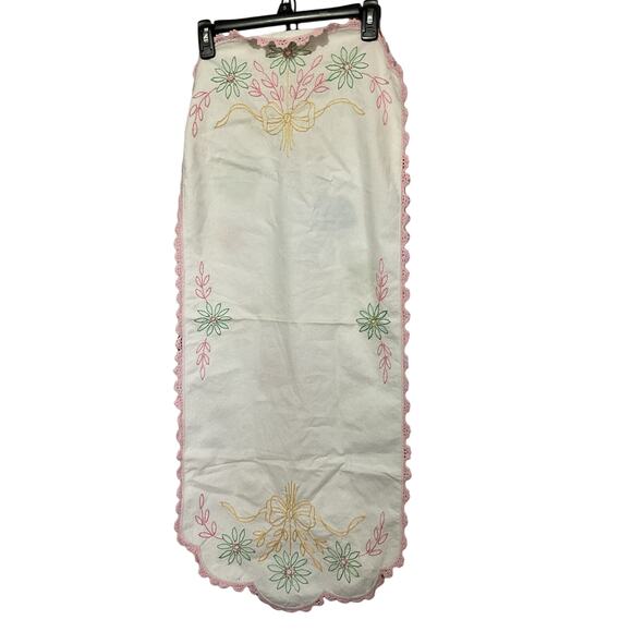 Vintage Table Cover Scarf Runner Embroidered 16” x 41” - Picture 11 of 12